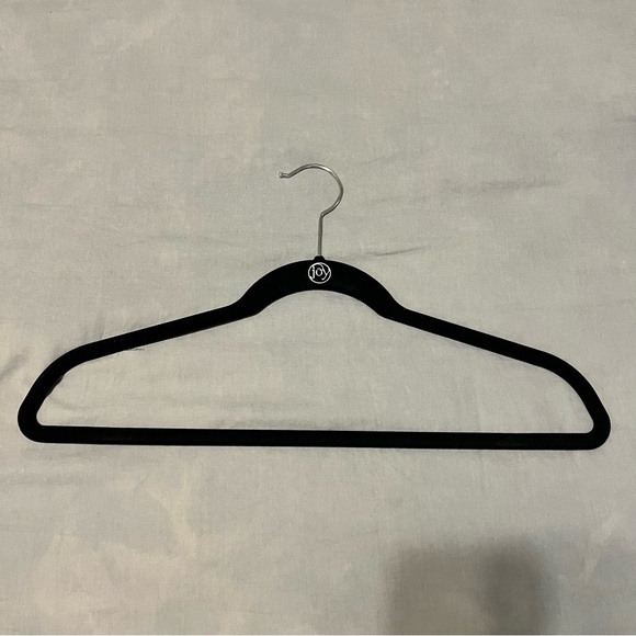 Huggable Hangers Joy Mangano - Black Closet Set - Picture 3 of 6